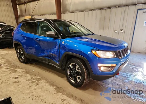 2018 Jeep Compass Trailhawk z USA, uszkodzony, nr VIN 3C4NJDDBXJT147422